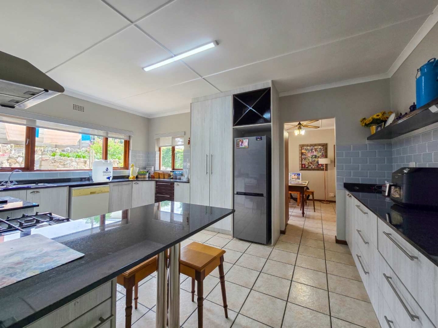 3 Bedroom Property for Sale in Stilbaai Wes Western Cape